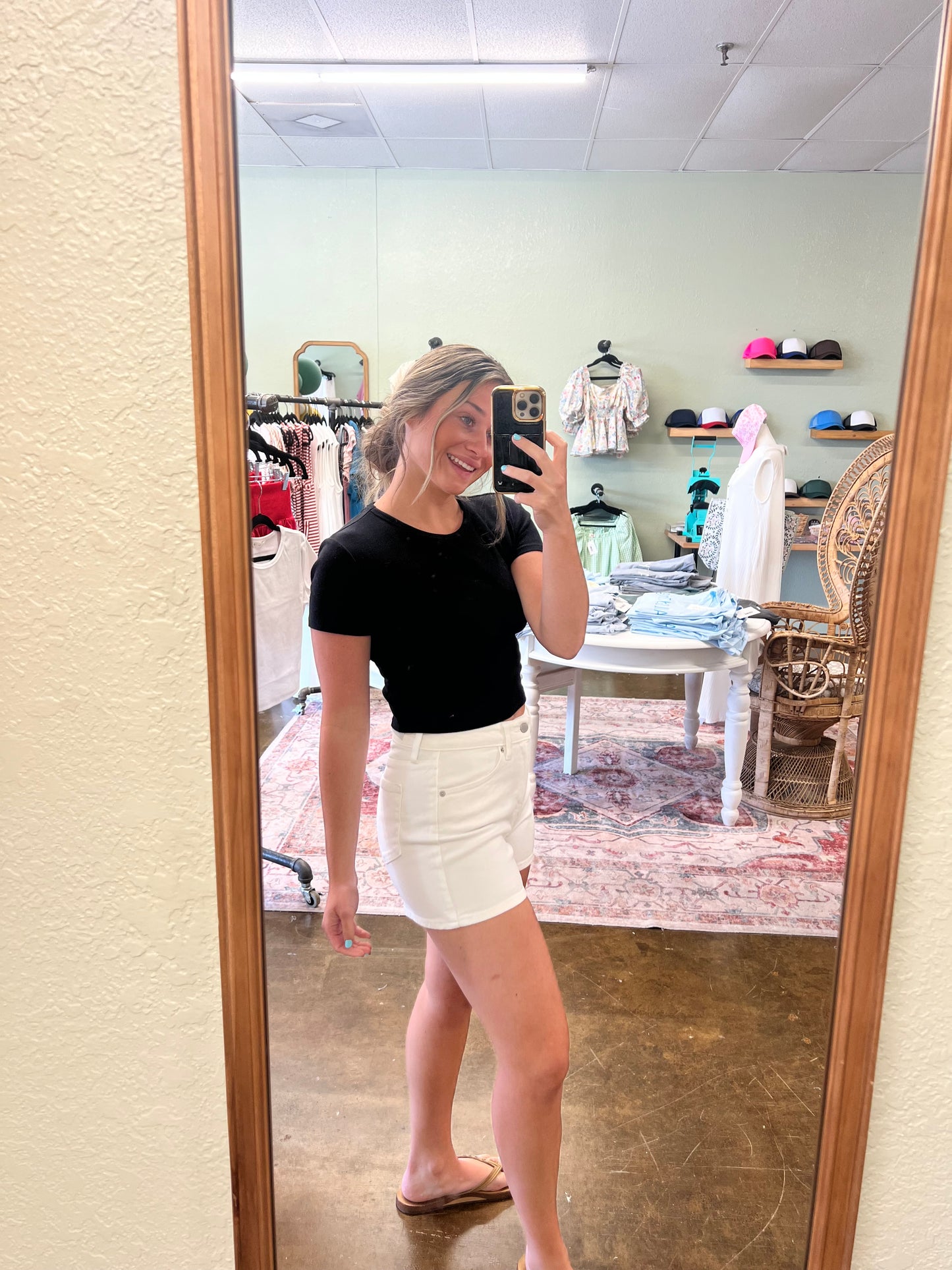 White Denim Mom Short